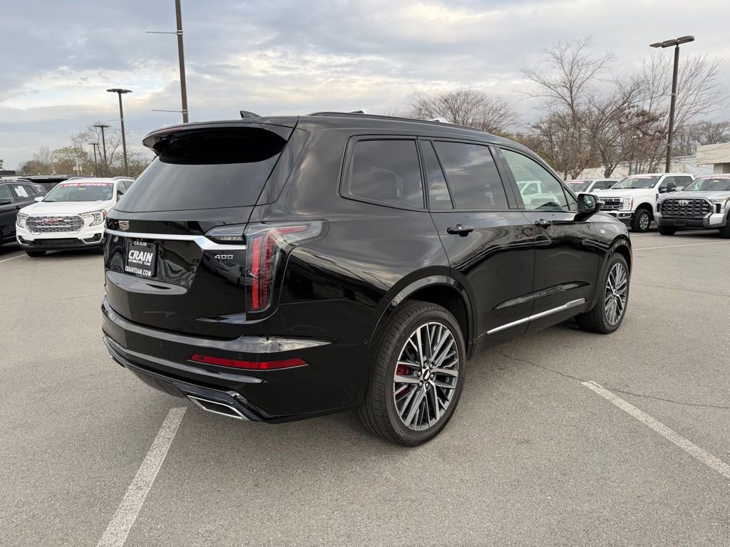 Used 2025 Cadillac XT6 Sport w/ Technology Package image 7