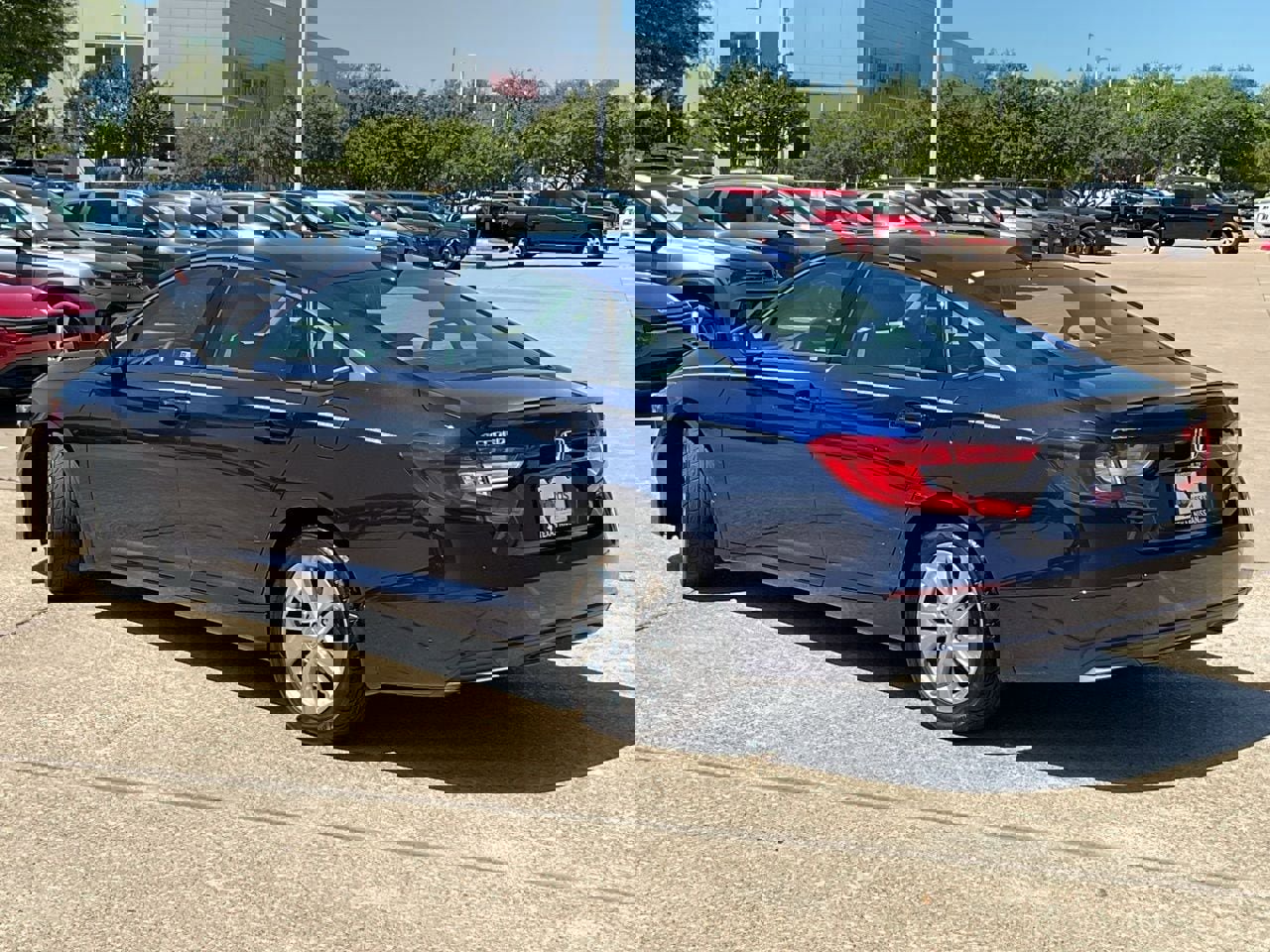 Used 2019 Honda Accord LX image 7