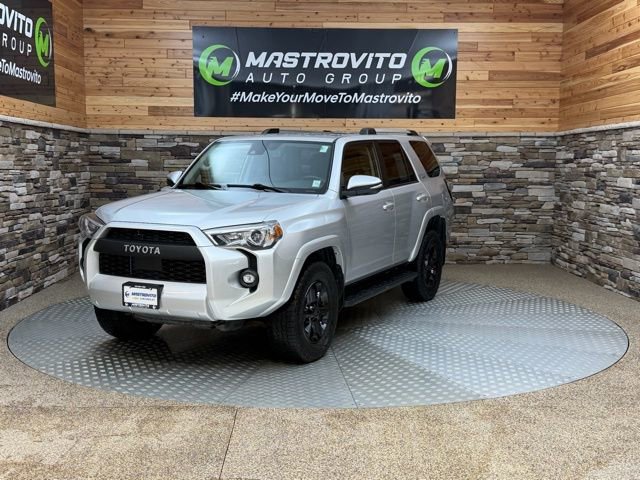 Used 2022 Toyota 4Runner SR5 Premium image 4