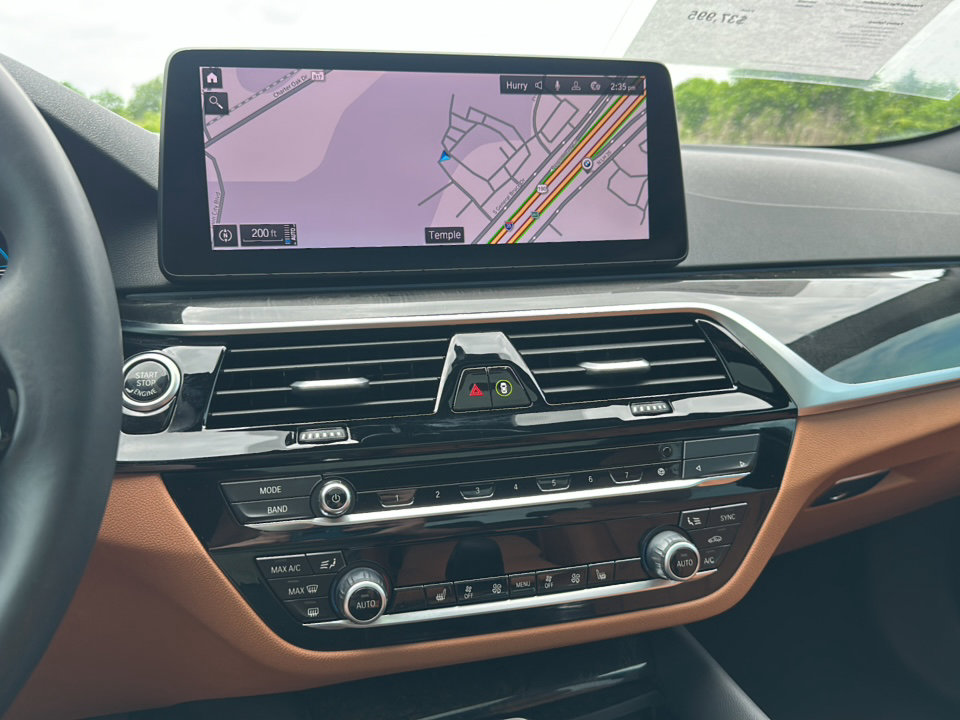 Certified 2023 BMW 530e xDrive w/ Premium Package image 32