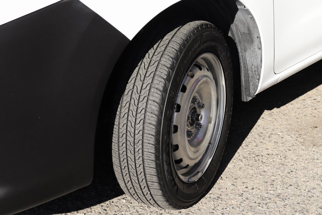 Used 2018 Nissan NV200 S w/ Cruise Control Package image 34