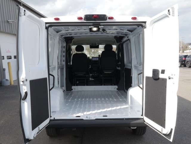New 2026 RAM ProMaster 1500 w/ Premium Convenience Group FWD image 12