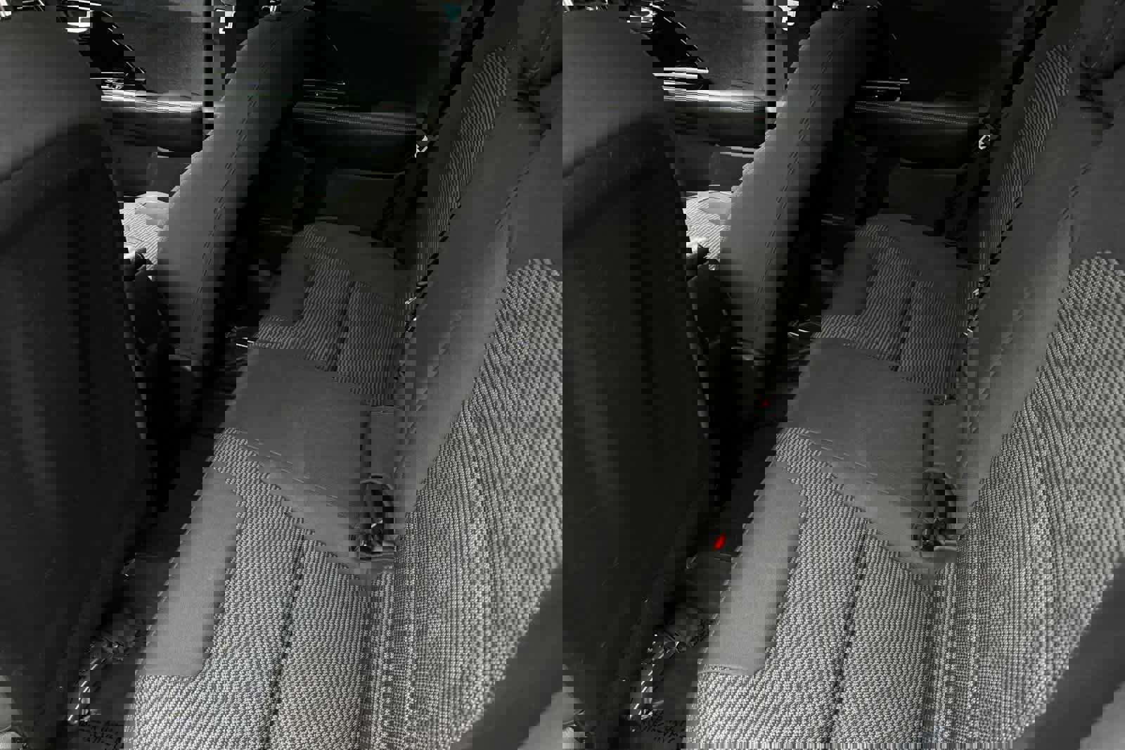 Used 2022 Kia Niro LXS image 5