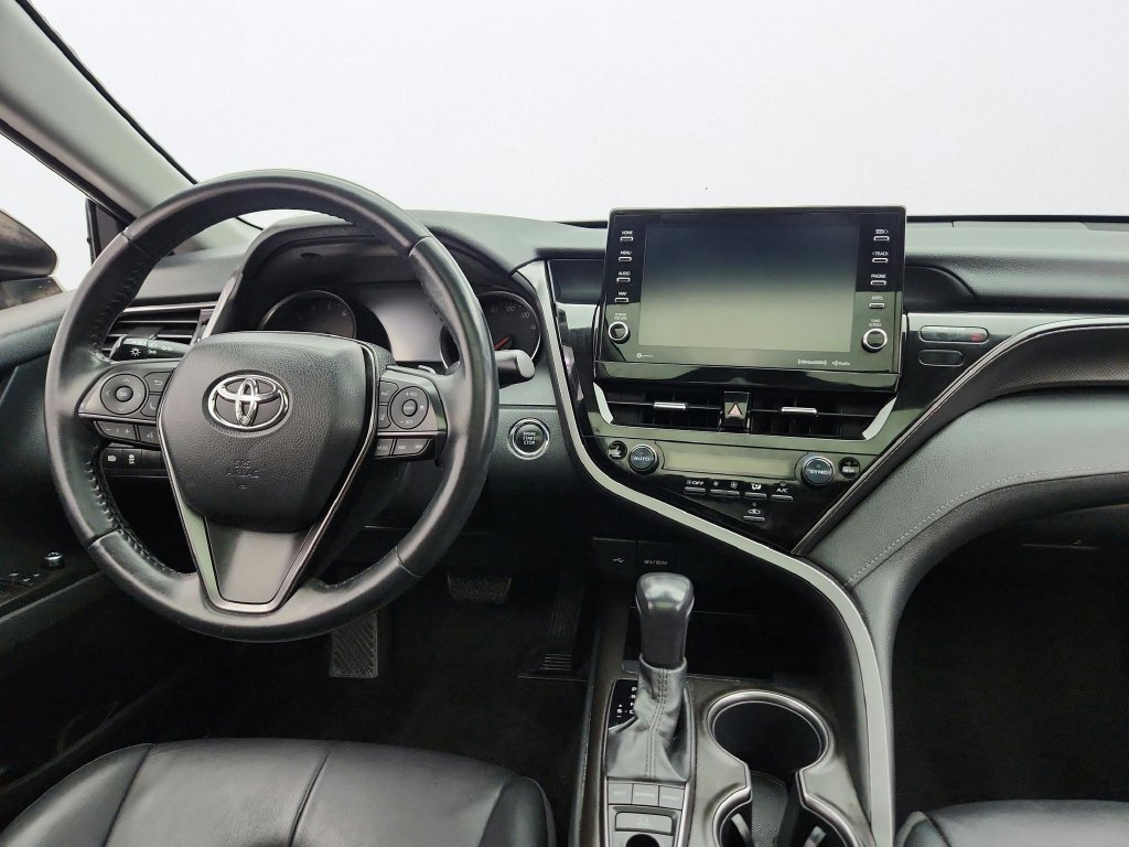 Used 2021 Toyota Camry XSE FWD image 29