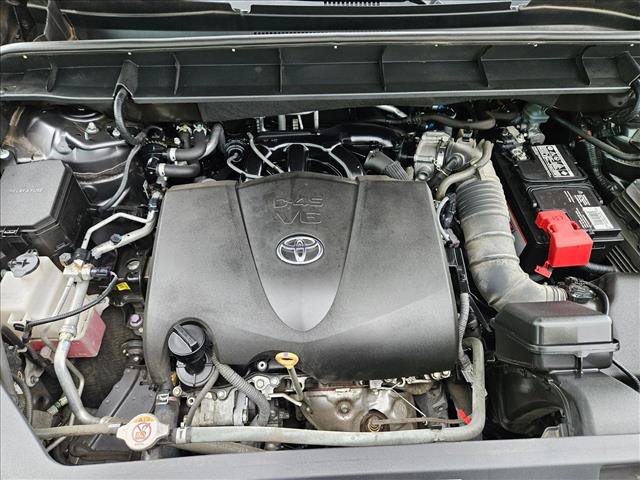 Used 2020 Toyota Highlander XLE AWD/4WD image 23