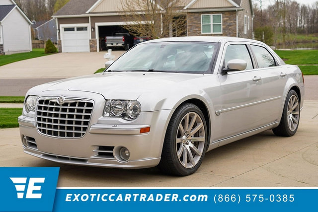 Used 2006 Chrysler 300 SRT8 w/ SRT Option Group II RWD image 1