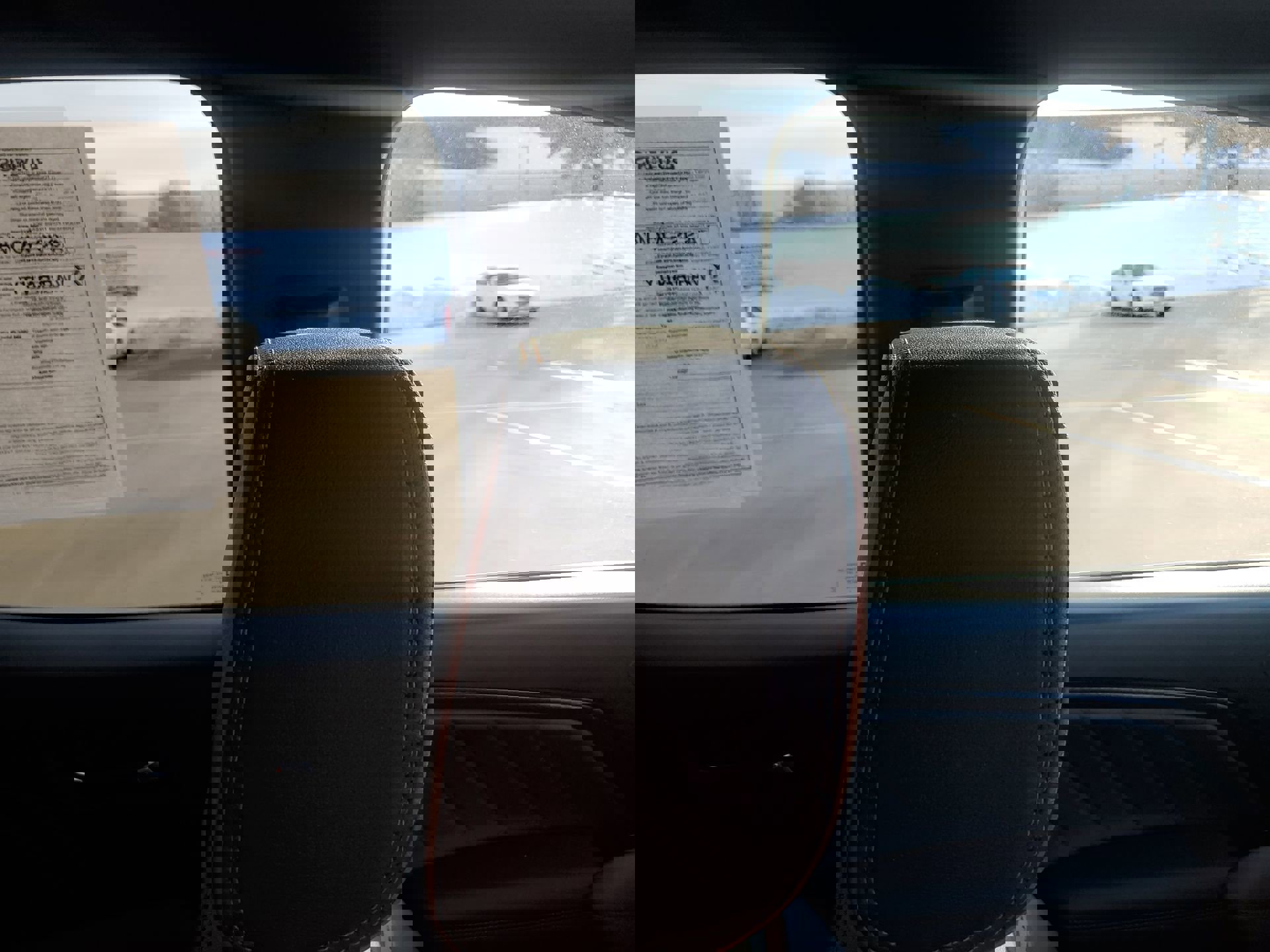 Used 2025 GMC Canyon AT4 w/ Technology Plus Package image 16