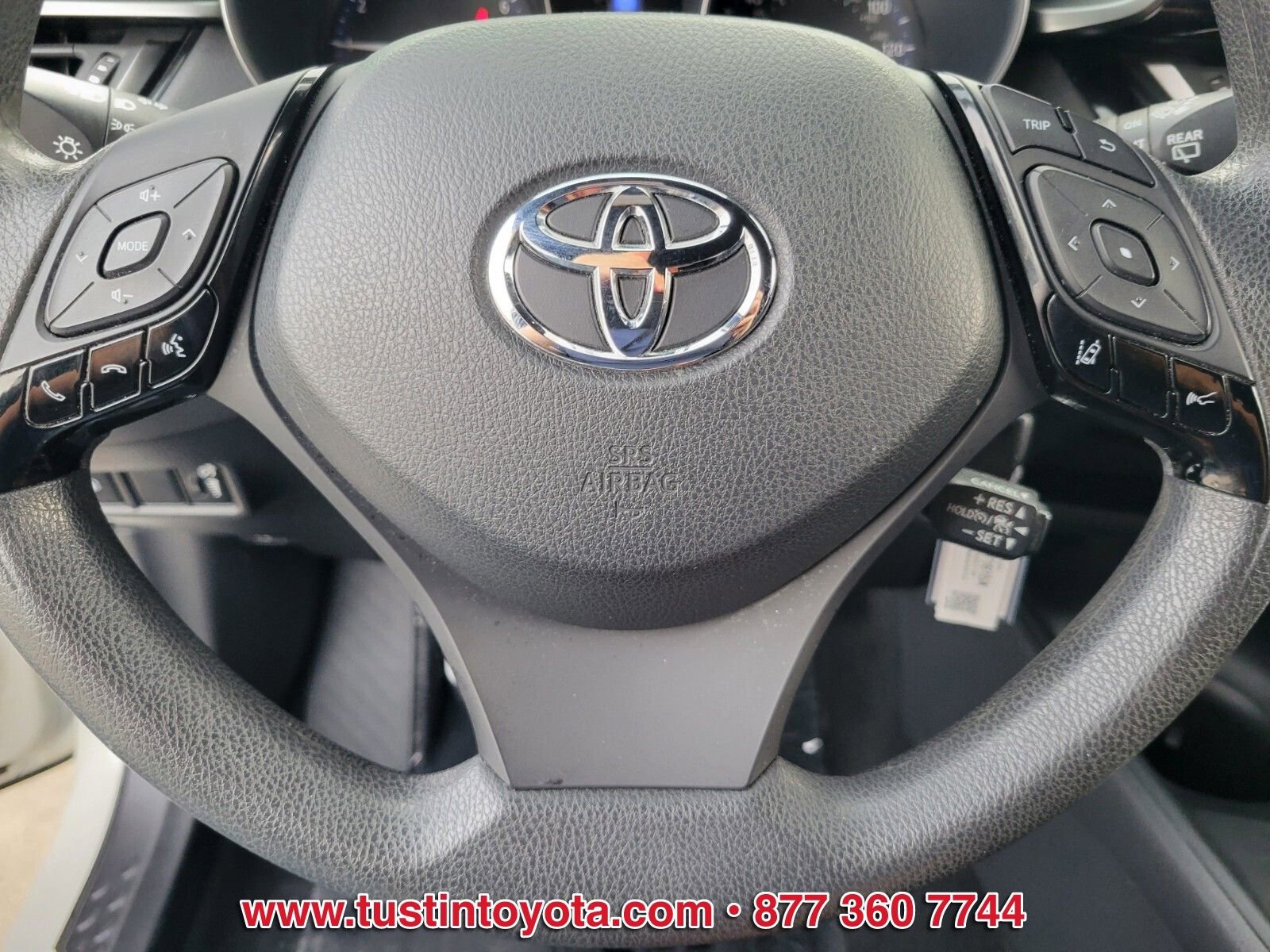 Certified 2019 Toyota C-HR LE FWD image 18