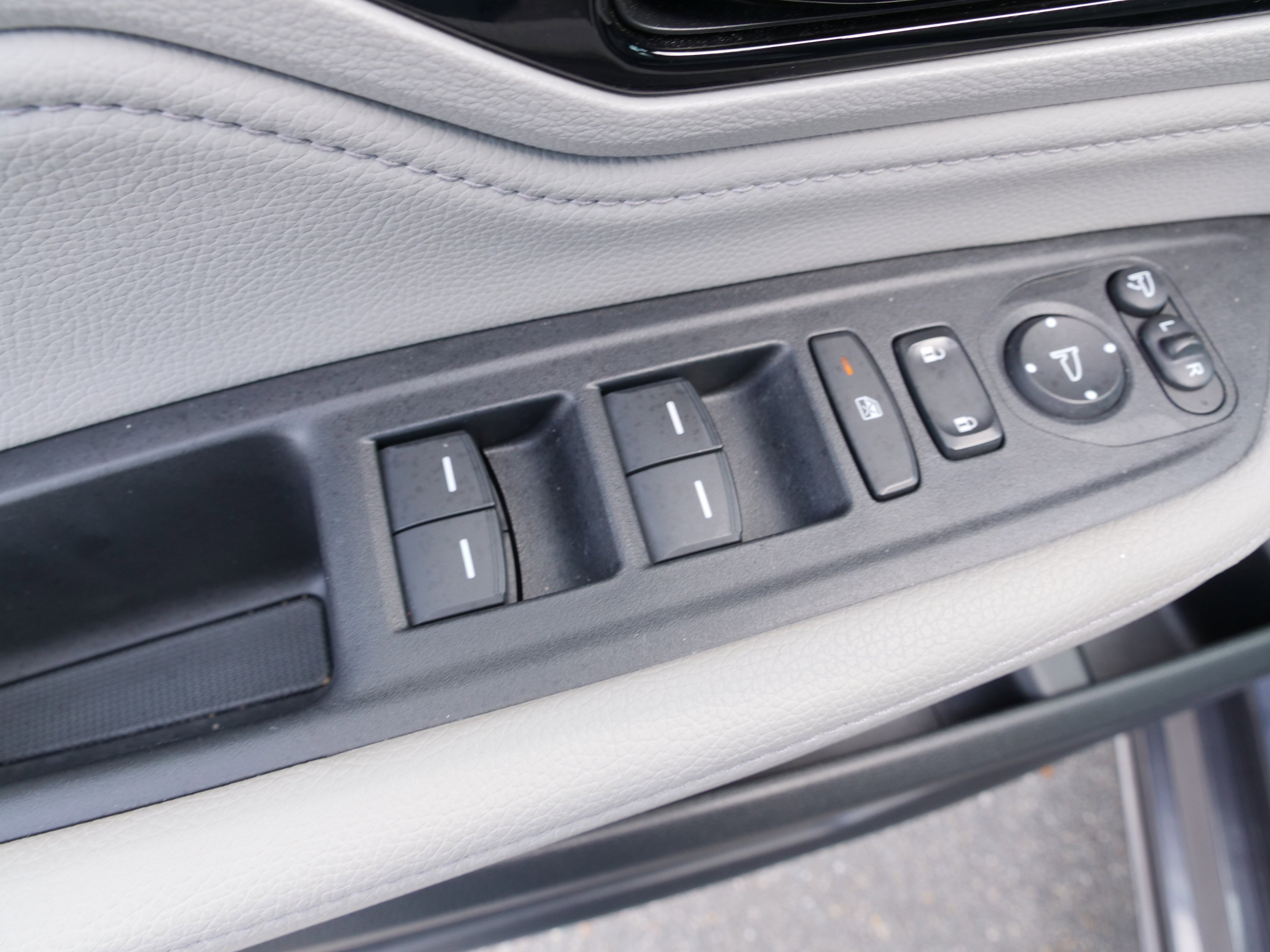 Used 2024 Honda Odyssey Elite image 19