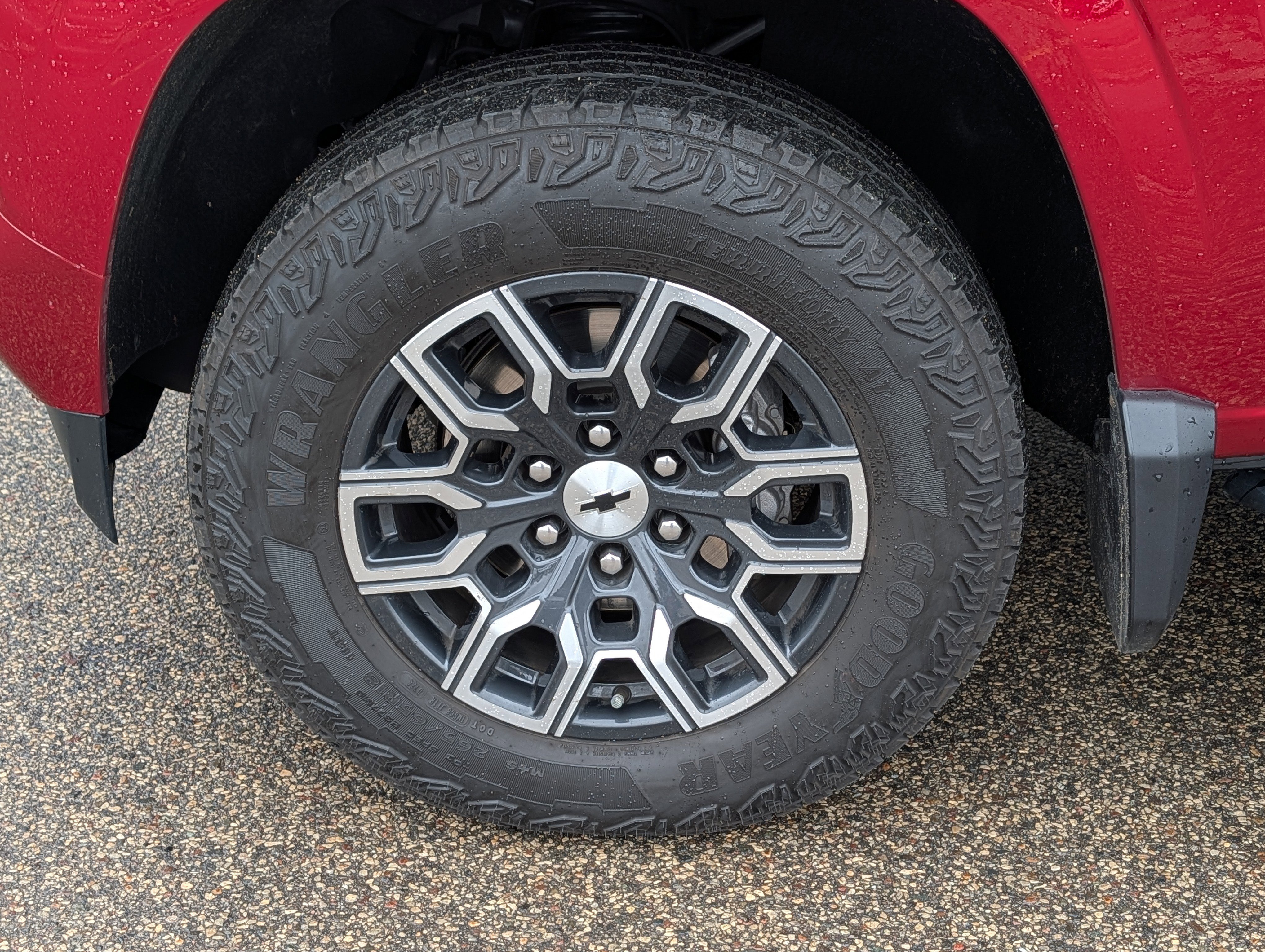 Certified 2024 Chevrolet Colorado Z71 w/ Z71 Convenience Package 2 AWD/4WD image 7
