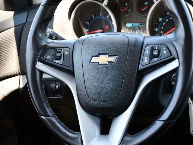 Used 2014 Chevrolet Cruze LT FWD image 21