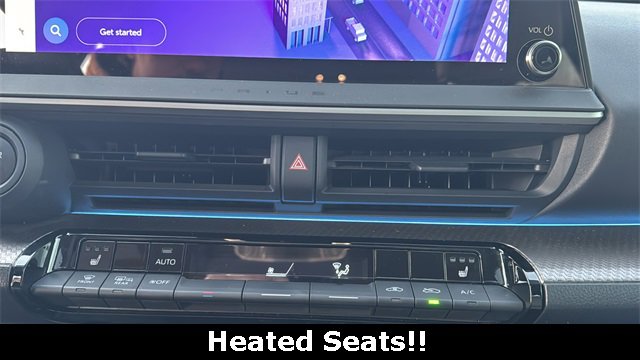 Used 2024 Toyota Prius XLE image 7