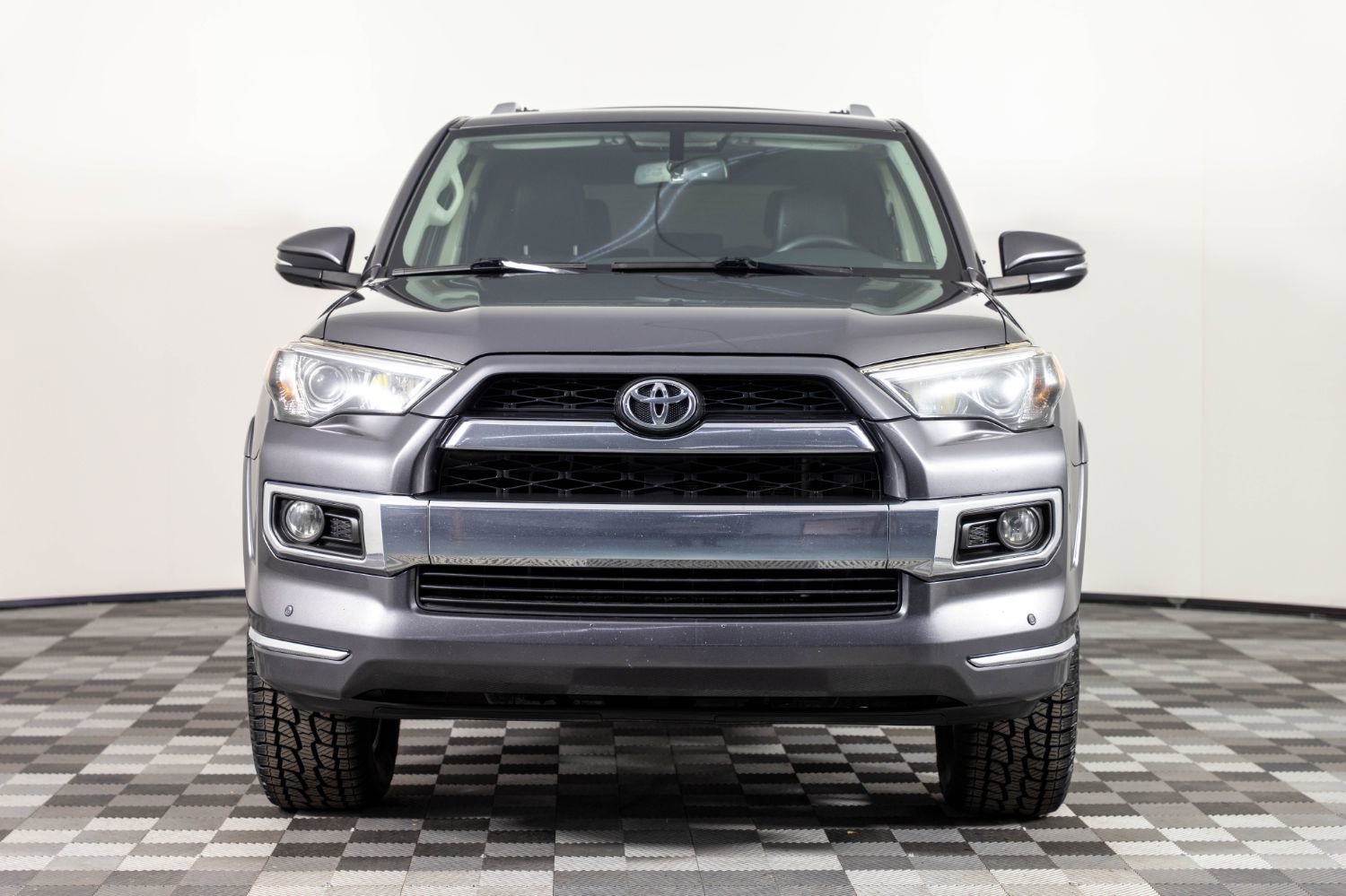 Used 2015 Toyota 4Runner Limited AWD/4WD image 12