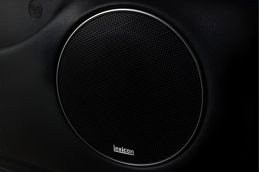 Used 2024 Genesis GV70 2.5T w/ Sport Prestige Package image 10