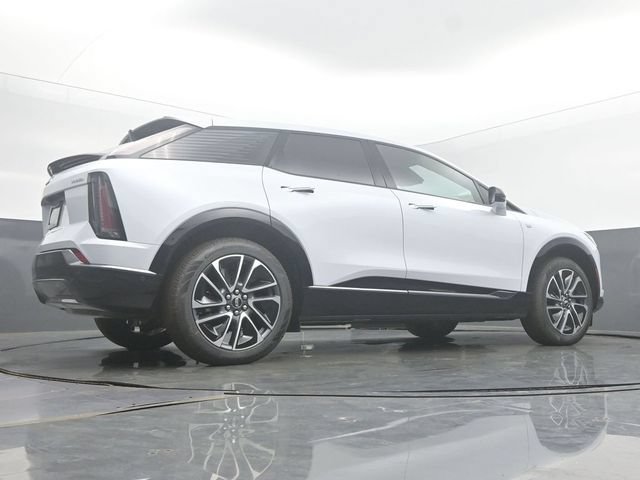 New 2026 Cadillac Optiq Sport 1 w/ LPO, Floor Liner Package AWD/4WD image 52