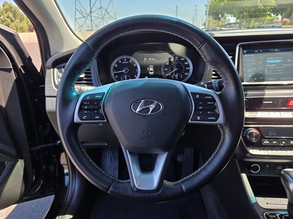 Used 2019 Hyundai Sonata Limited w/ Ultimate Package 04 FWD image 13