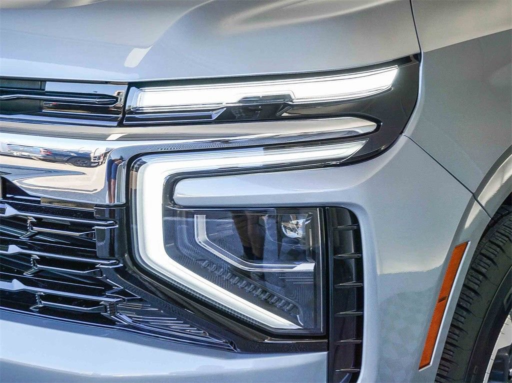 New 2026 Chevrolet Suburban LS RWD image 5