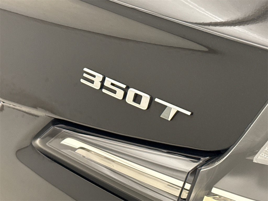 Used 2022 Cadillac XT4 Sport w/ Safety Alert Package image 10