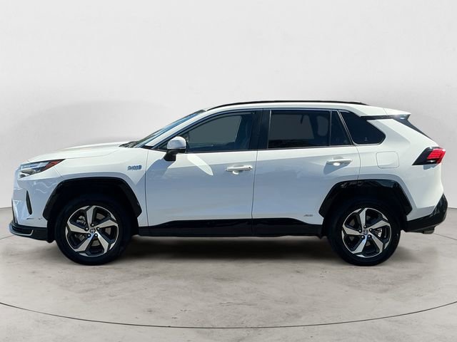 Used 2023 Toyota RAV4 SE w/ Weather & Moonroof Package AWD/4WD image 2