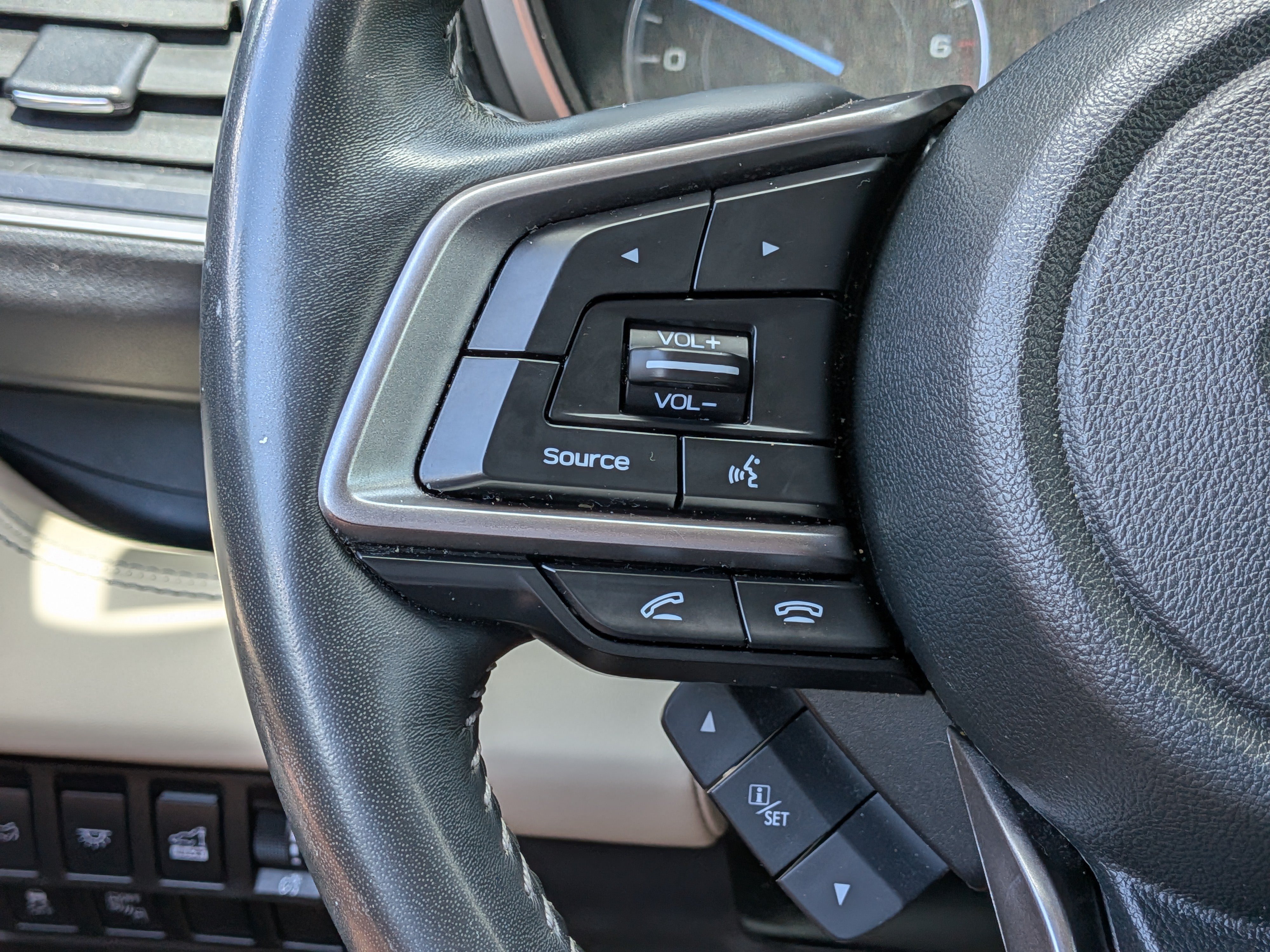 Certified 2021 Subaru Ascent Touring AWD/4WD image 25