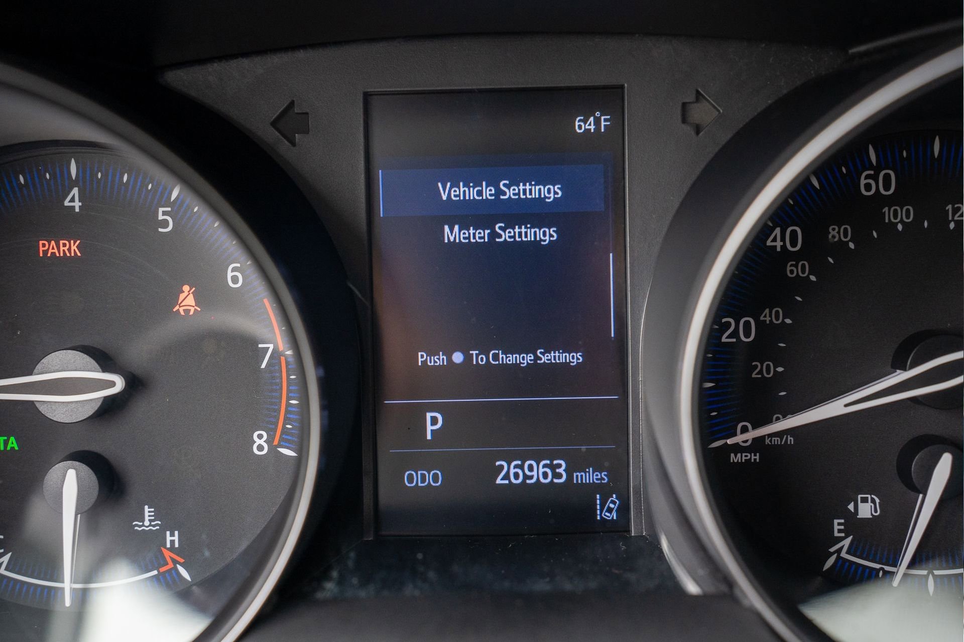 Used 2019 Toyota C-HR XLE image 34