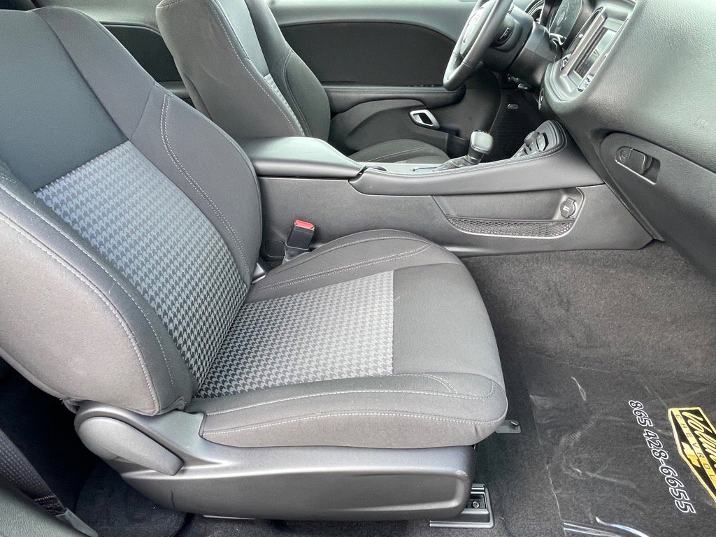 Used 2023 Dodge Challenger SXT w/ Blacktop Package image 10