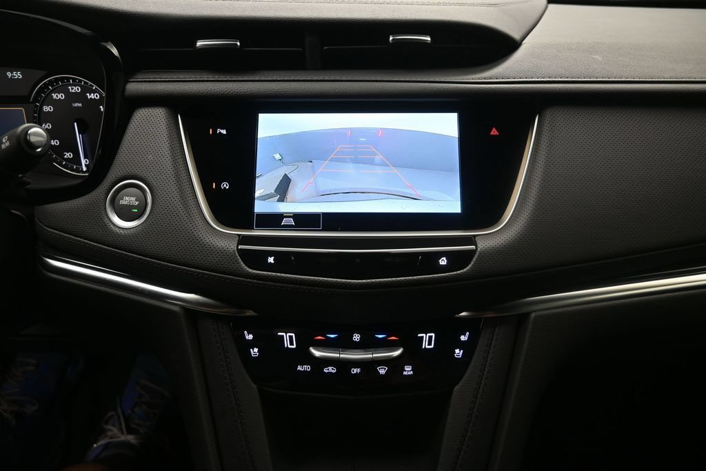 Used 2025 Cadillac XT5 Premium Luxury FWD image 12