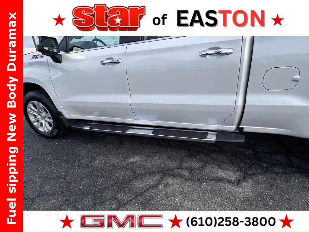 Certified 2022 Chevrolet Silverado 1500 LTZ w/ LTZ Premium Package AWD/4WD image 46
