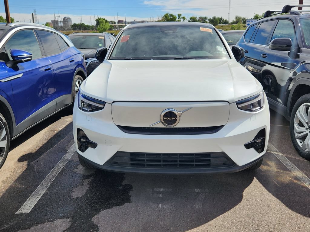 Used 2023 Volvo C40 P8 Recharge Ultimate AWD/4WD image 3