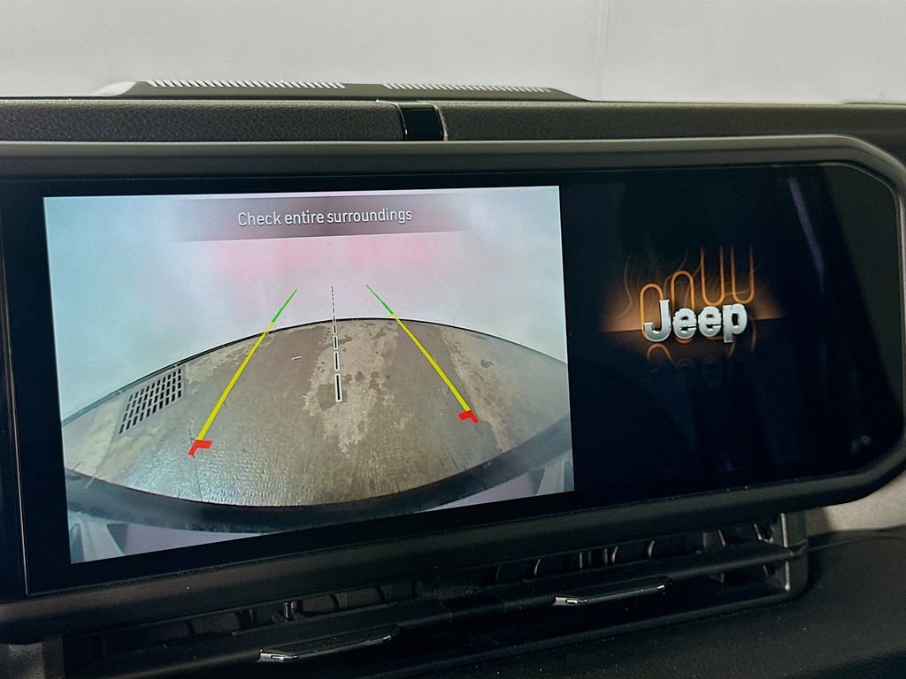 Used 2024 Jeep Wrangler Sport S image 10