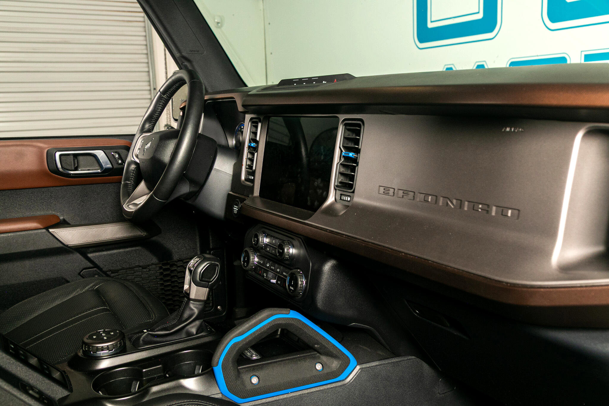 Used 2022 Ford Bronco Outer Banks w/ Sasquatch Package image 18