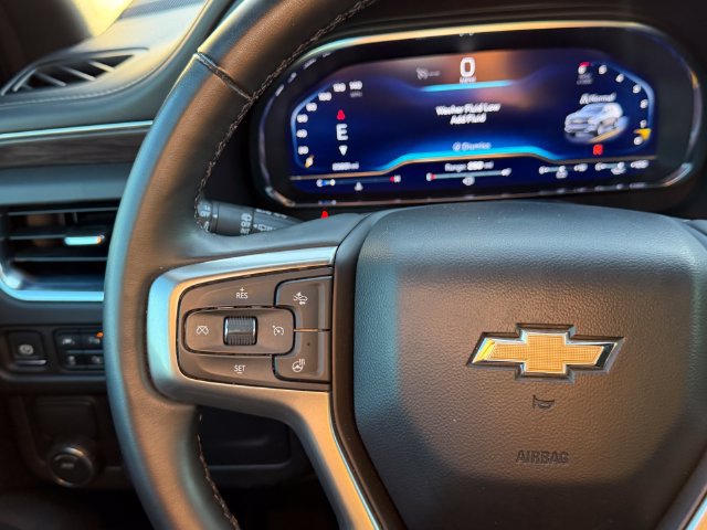Used 2024 Chevrolet Tahoe LT w/ Luxury Package RWD image 21