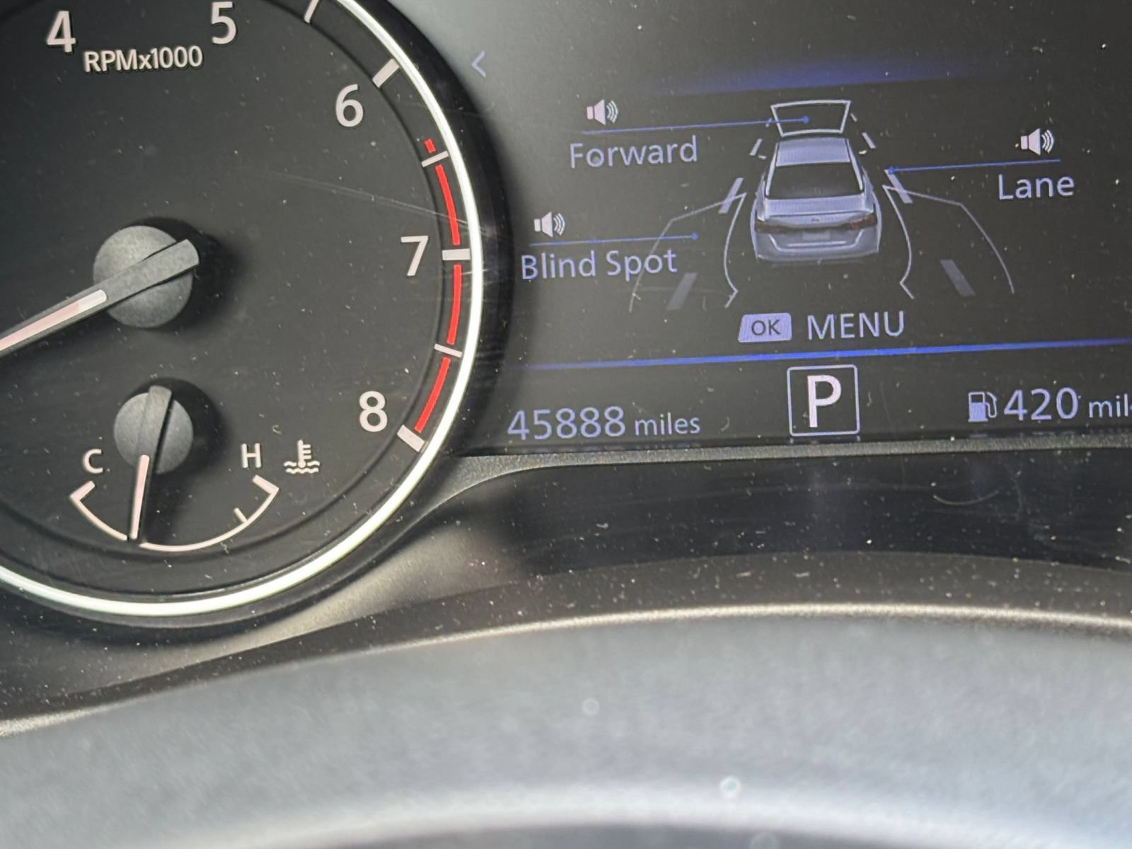 Used 2025 Nissan Altima 2.5 SV FWD image 41