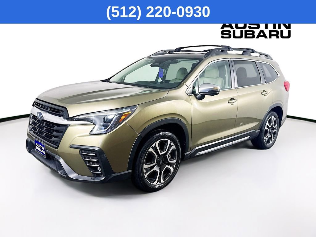 Used 2023 Subaru Ascent Limited w/ Technology Package AWD/4WD image 4