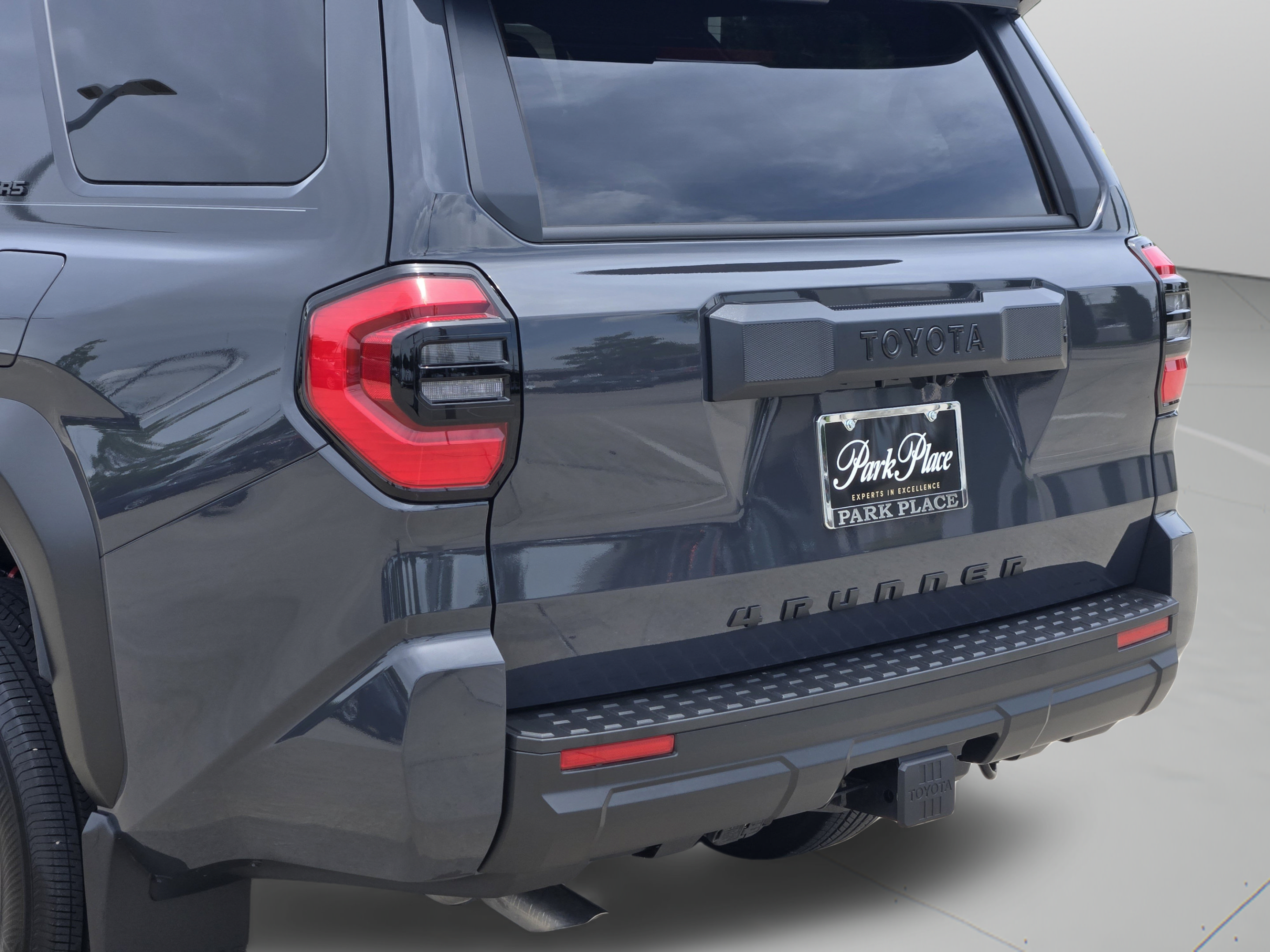 Used 2026 Toyota 4Runner SR5 AWD/4WD image 39