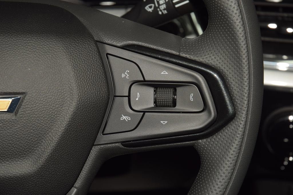 New 2026 Chevrolet Trax LT w/ Sunroof Package FWD image 36
