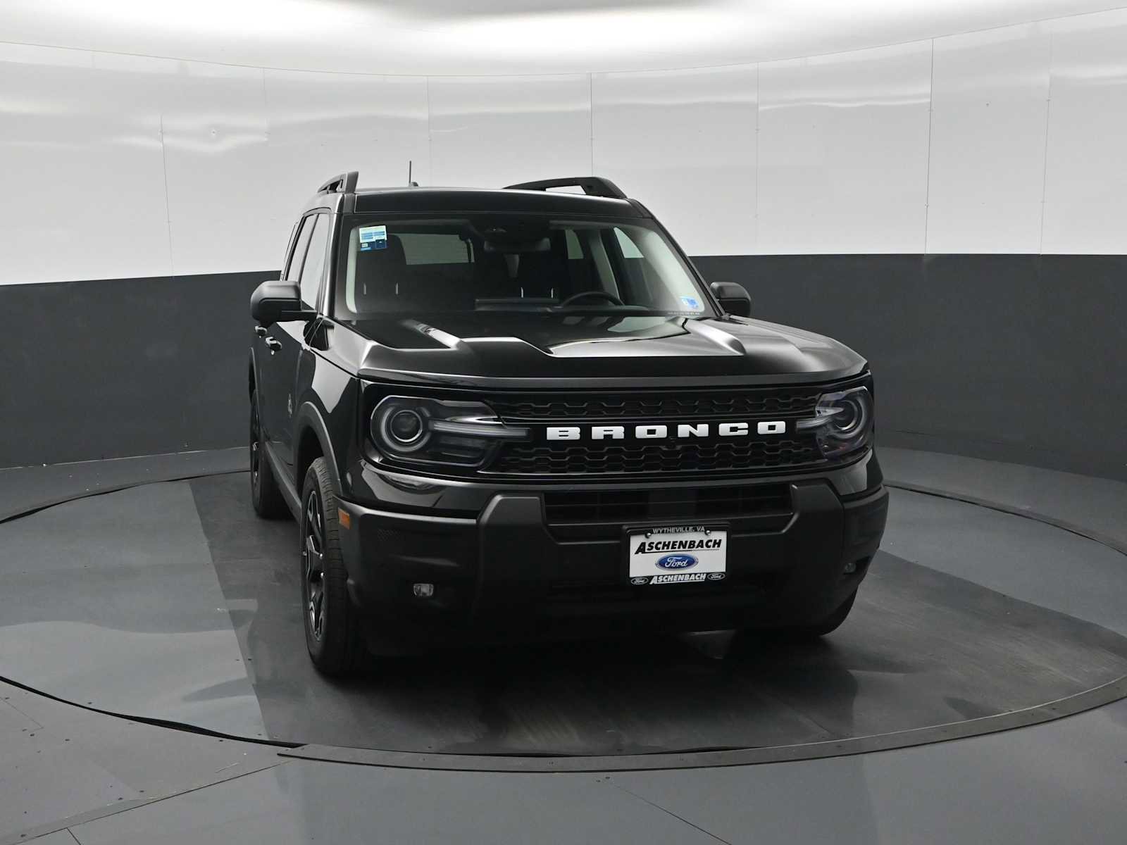Used 2025 Ford Bronco Sport Outer Banks w/ Outer Banks Tech Package+ image 3