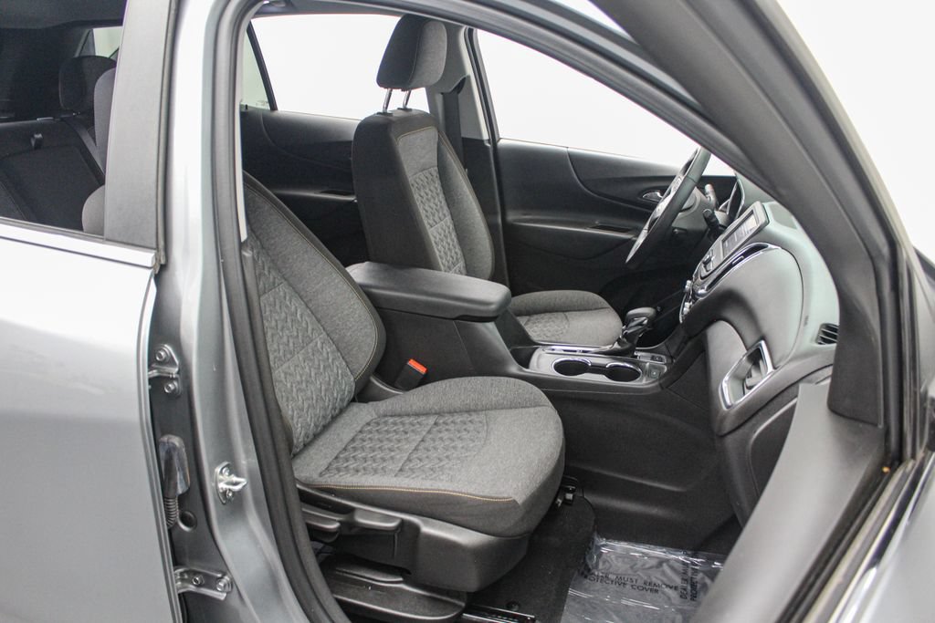 Used 2023 Chevrolet Equinox LT AWD/4WD image 26