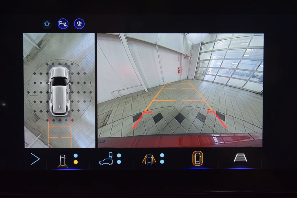 New 2027 Chevrolet Equinox ACTIV w/ Safety and Technology Package AWD/4WD image 53