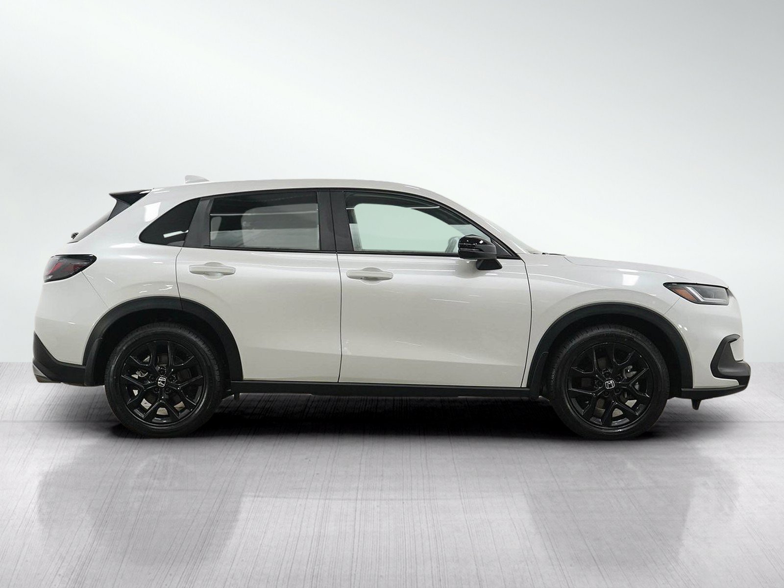 Used 2024 Honda HR-V Sport image 6