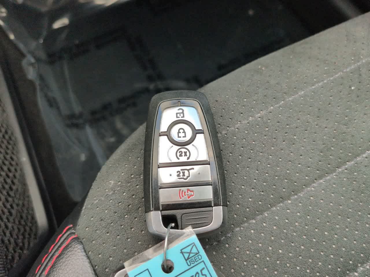 Used 2022 Ford Escape SEL w/ SEL Stealth AWD Package image 29