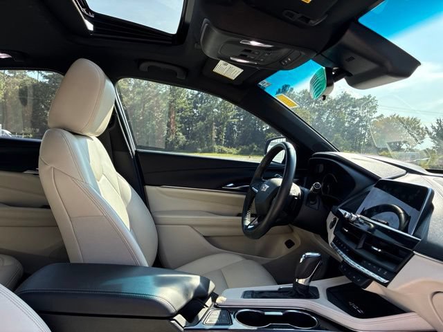 Used 2025 Cadillac CT4 Luxury w/ Sun And Sound Package RWD image 22
