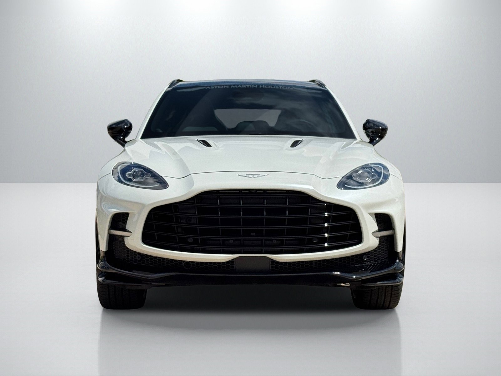 Used 2025 Aston Martin DBX 707 image 10