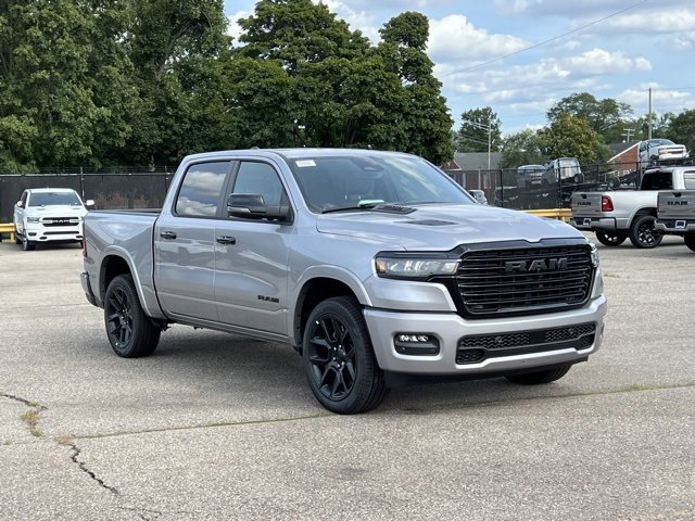Used 2026 RAM 1500 Laramie w/ Night Edition image 4