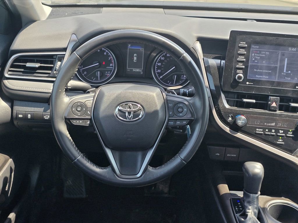Used 2022 Toyota Camry SE FWD image 15