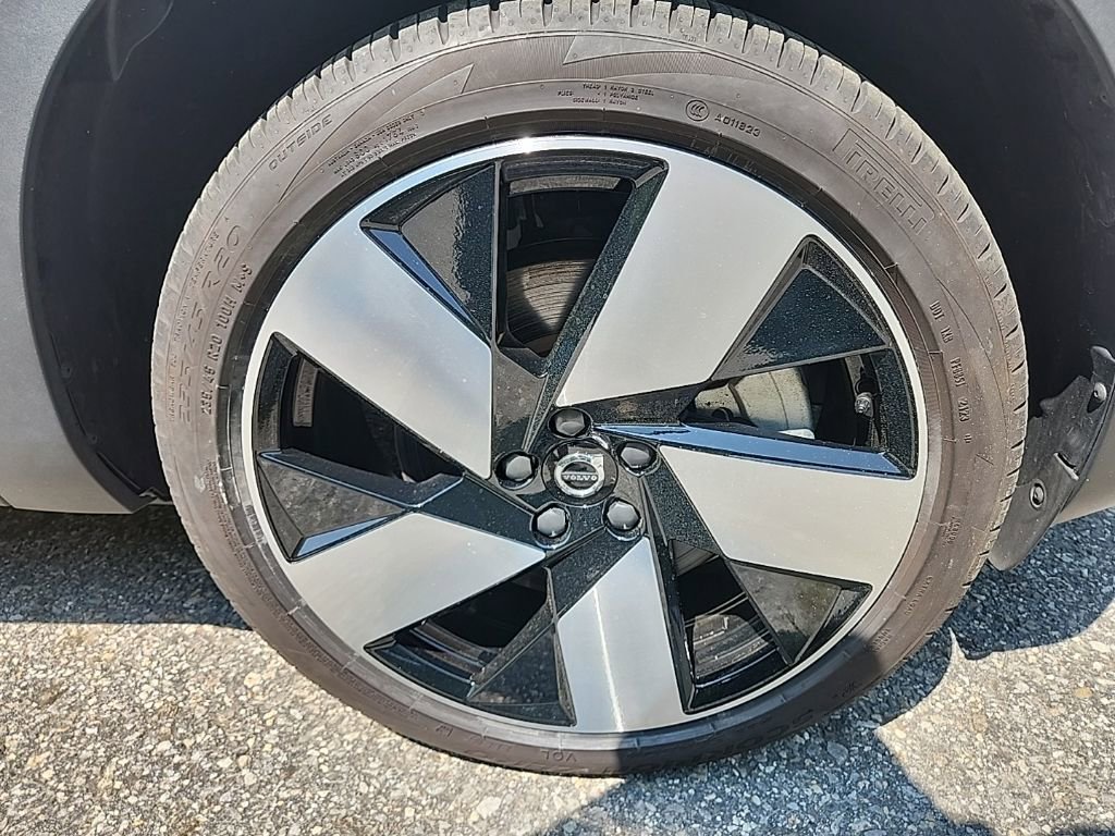 Certified 2024 Volvo XC40 Recharge Ultimate AWD/4WD image 12