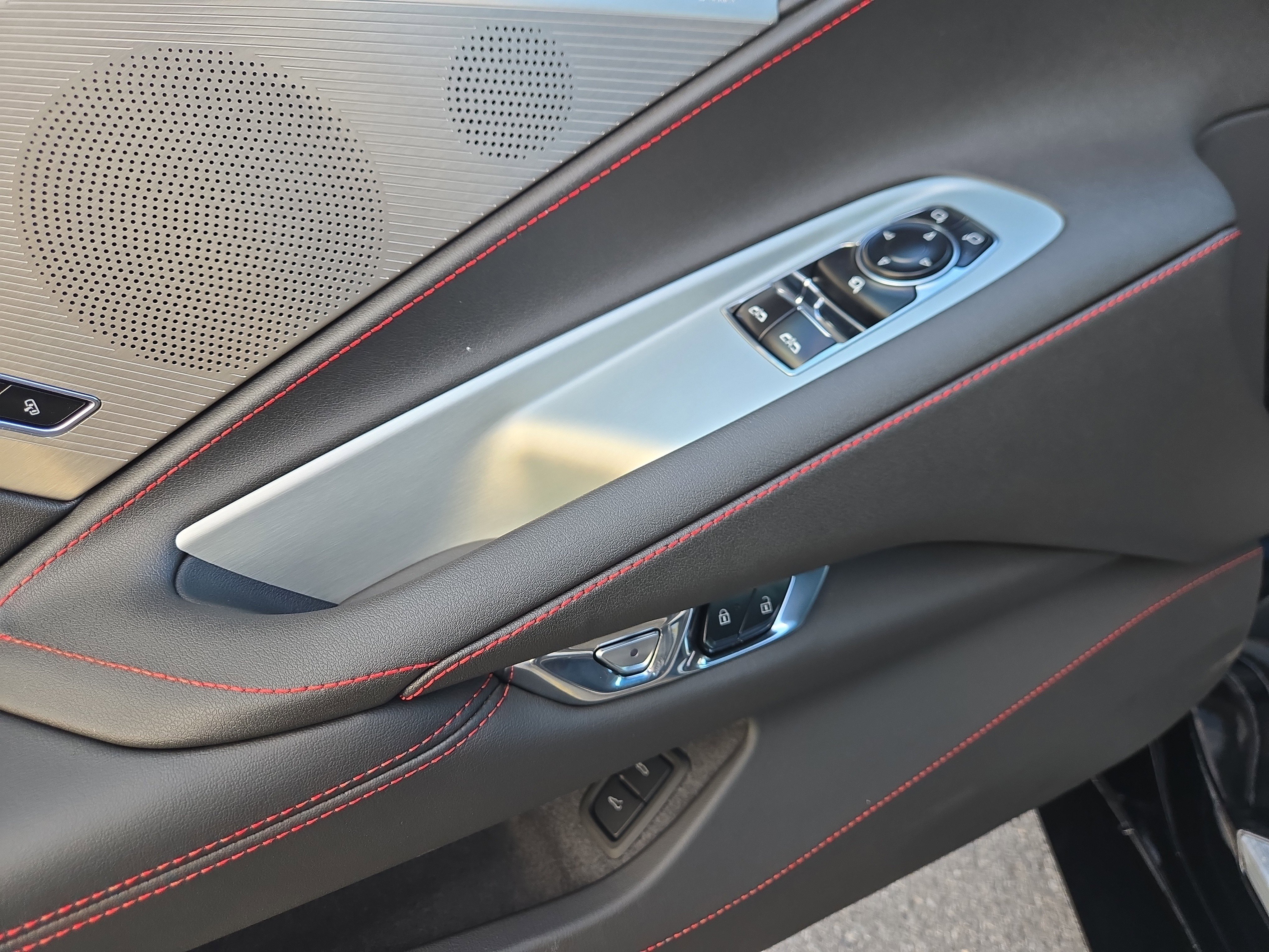 New 2026 Chevrolet Corvette Stingray Preferred Cpe w/ Z51 Performance Package image 16