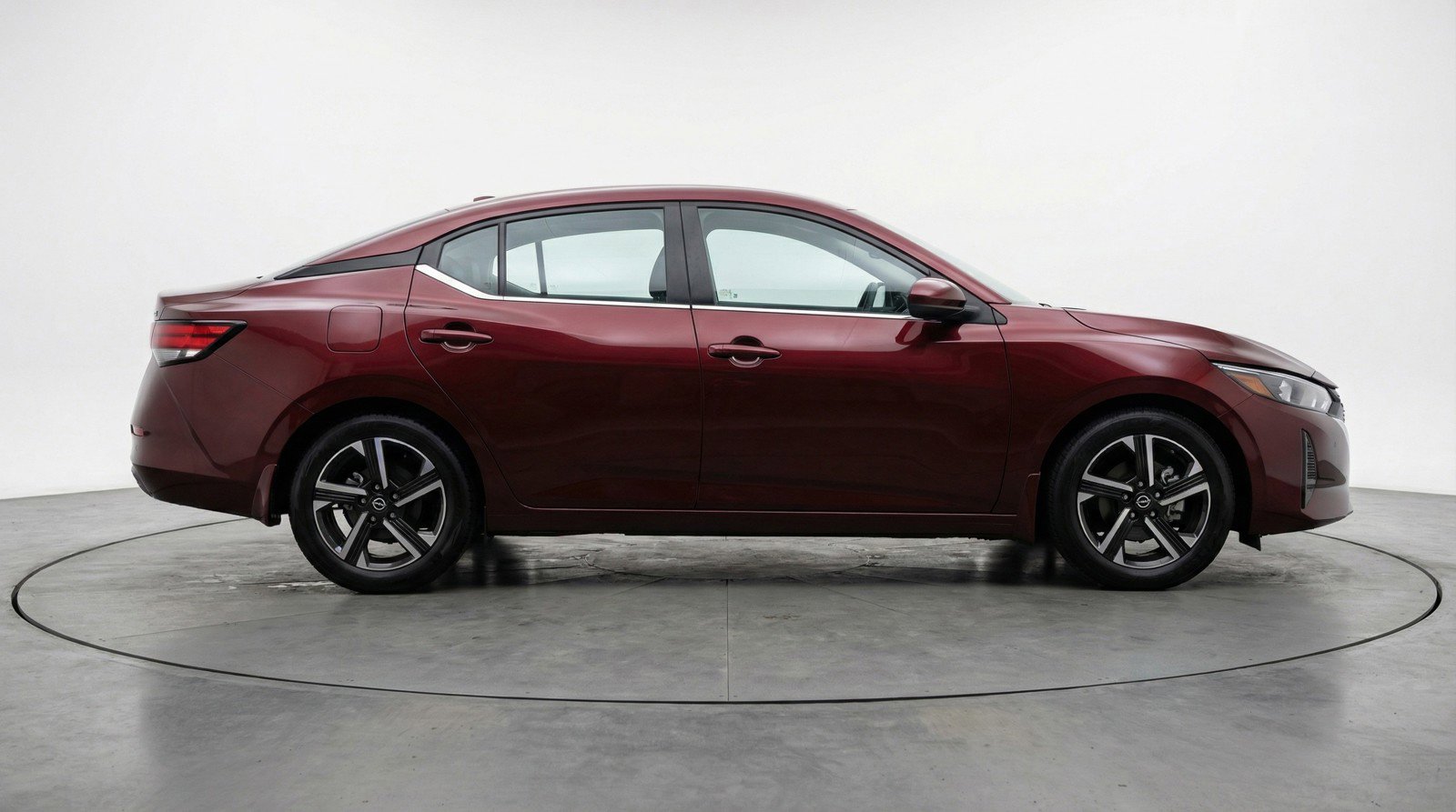 Used 2025 Nissan Sentra SV image 11