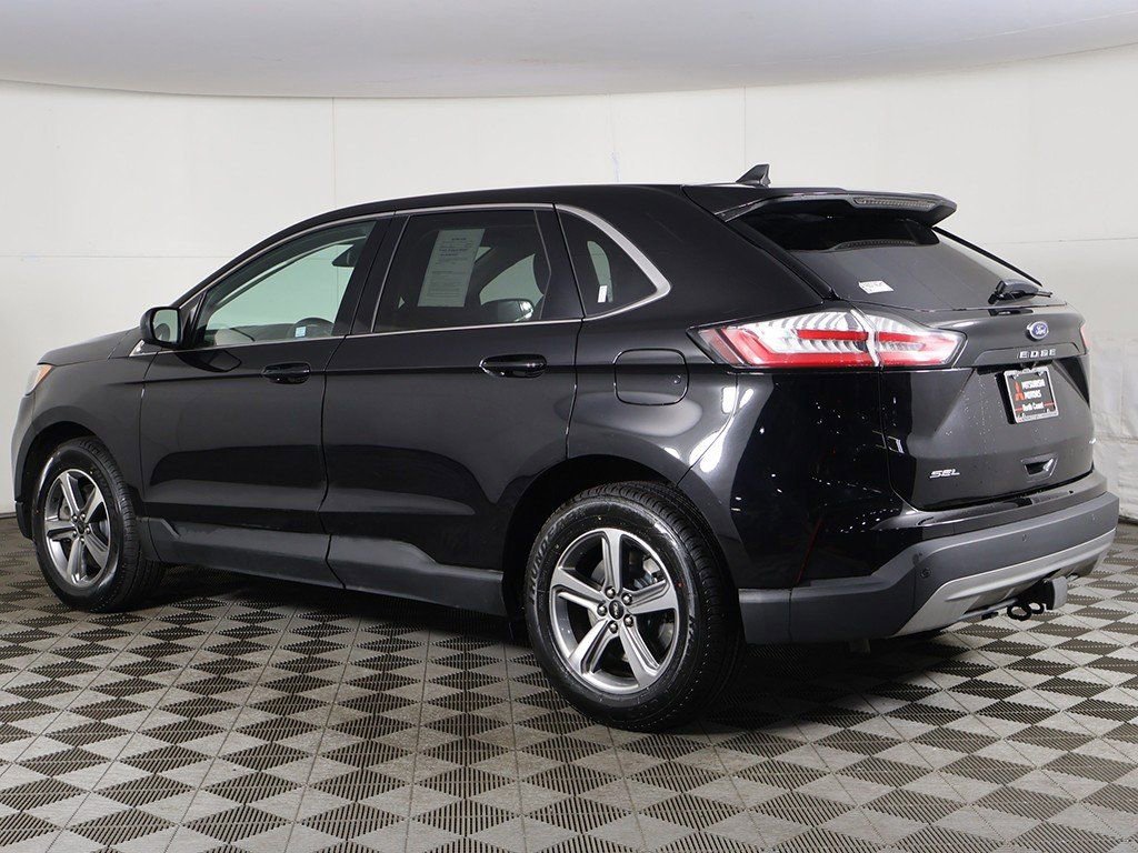 Used 2023 Ford Edge SEL w/ Convenience Package image 7