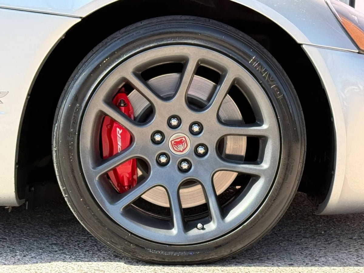 Used 2005 Dodge Viper SRT-10 w/ Mamba Edition Group RWD image 25